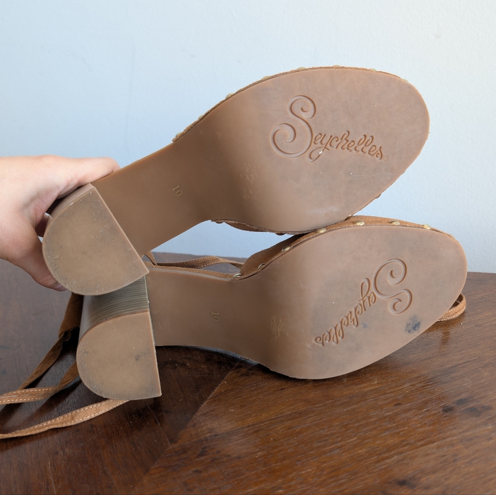 Seychelles Size 10 Tan Suede Leather Chunky Heel‎ Tie Up Closed Toe - Picture 5 of 8
